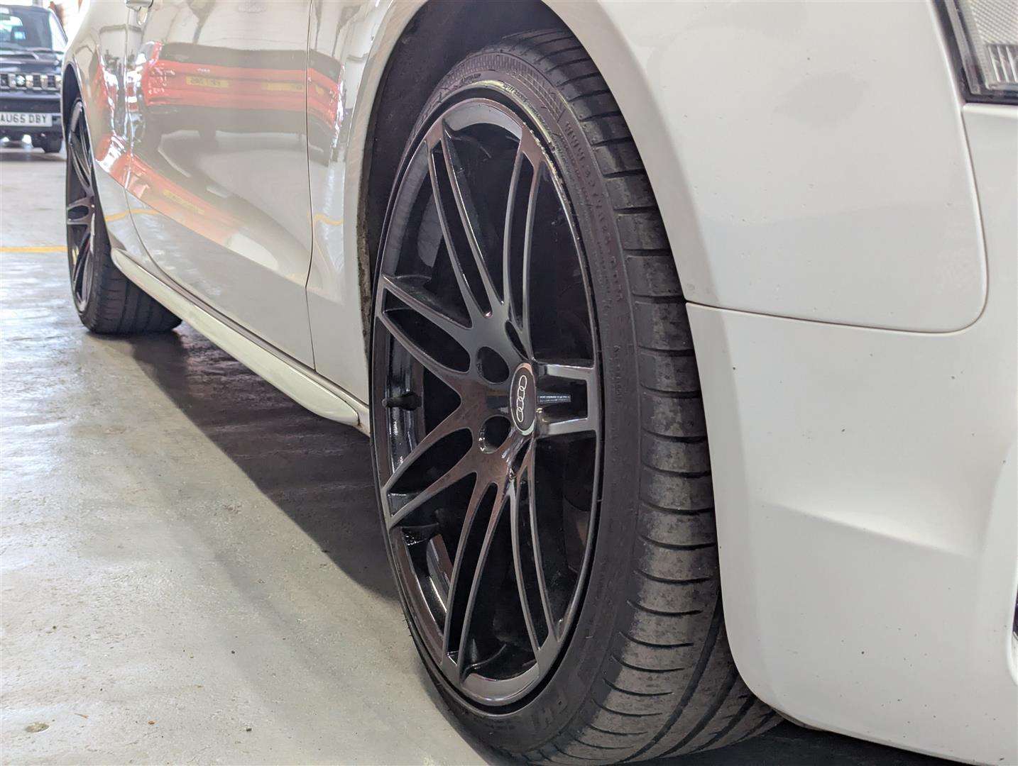 <p>2010 AUDI A5 S5 FSI QUATTRO S-A</p>