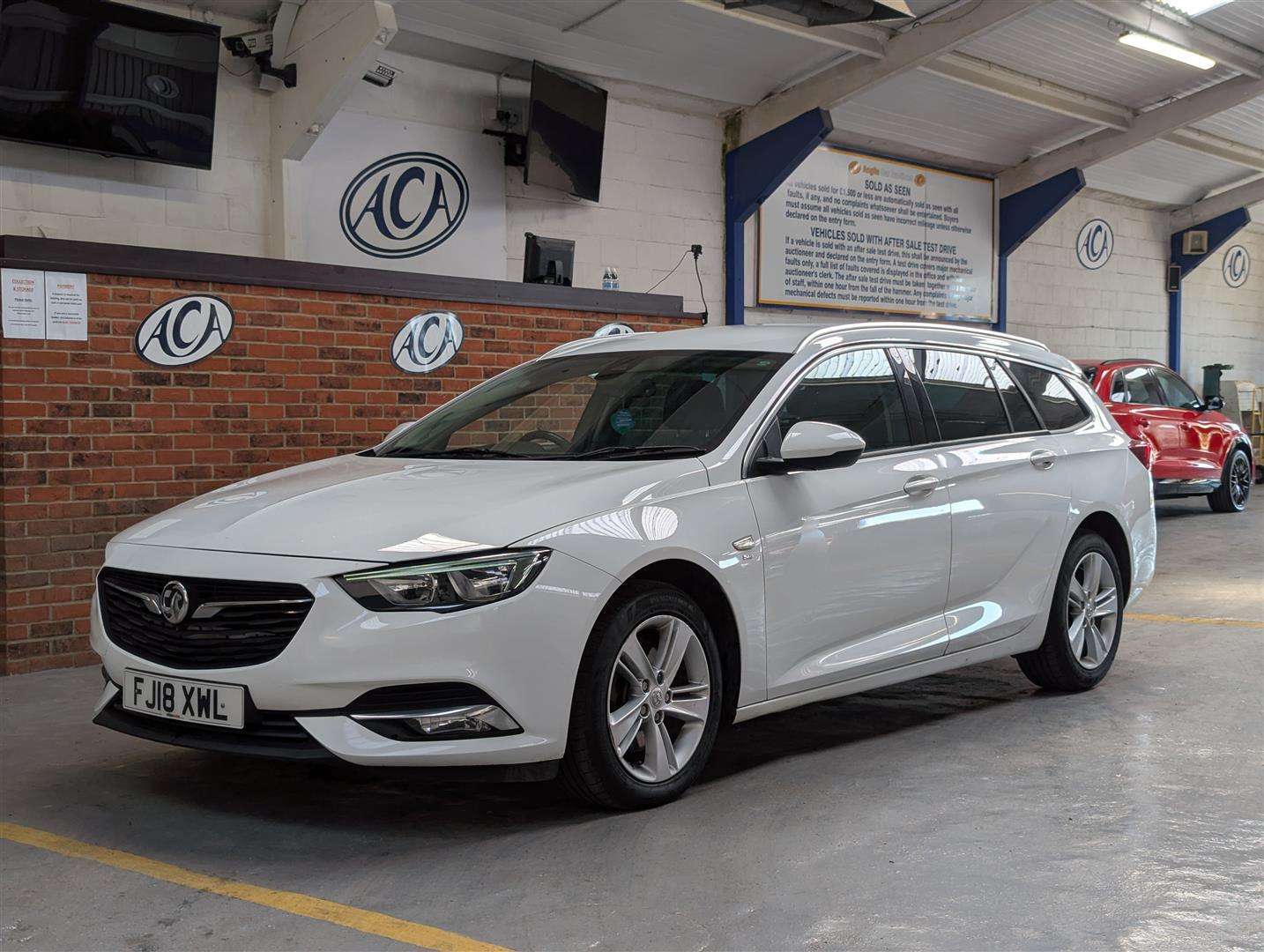 <p>2018 VAUXHALL INSIGNIA SRI NAV ECOTEC D</p>