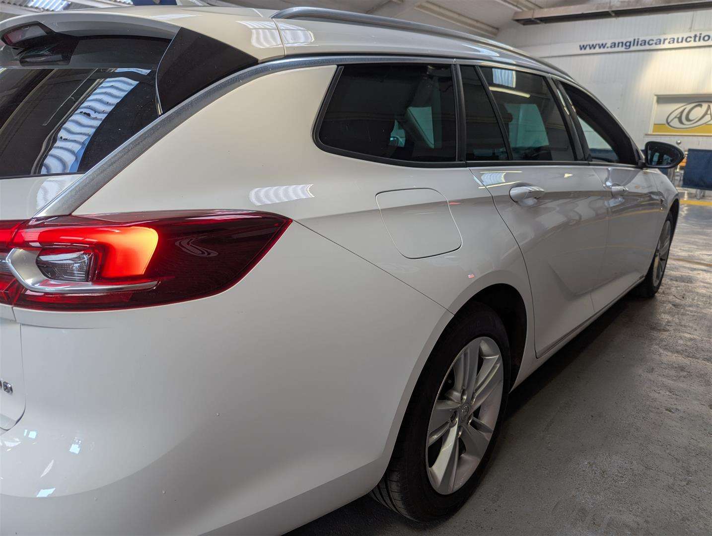 <p>2018 VAUXHALL INSIGNIA SRI NAV ECOTEC D</p>
