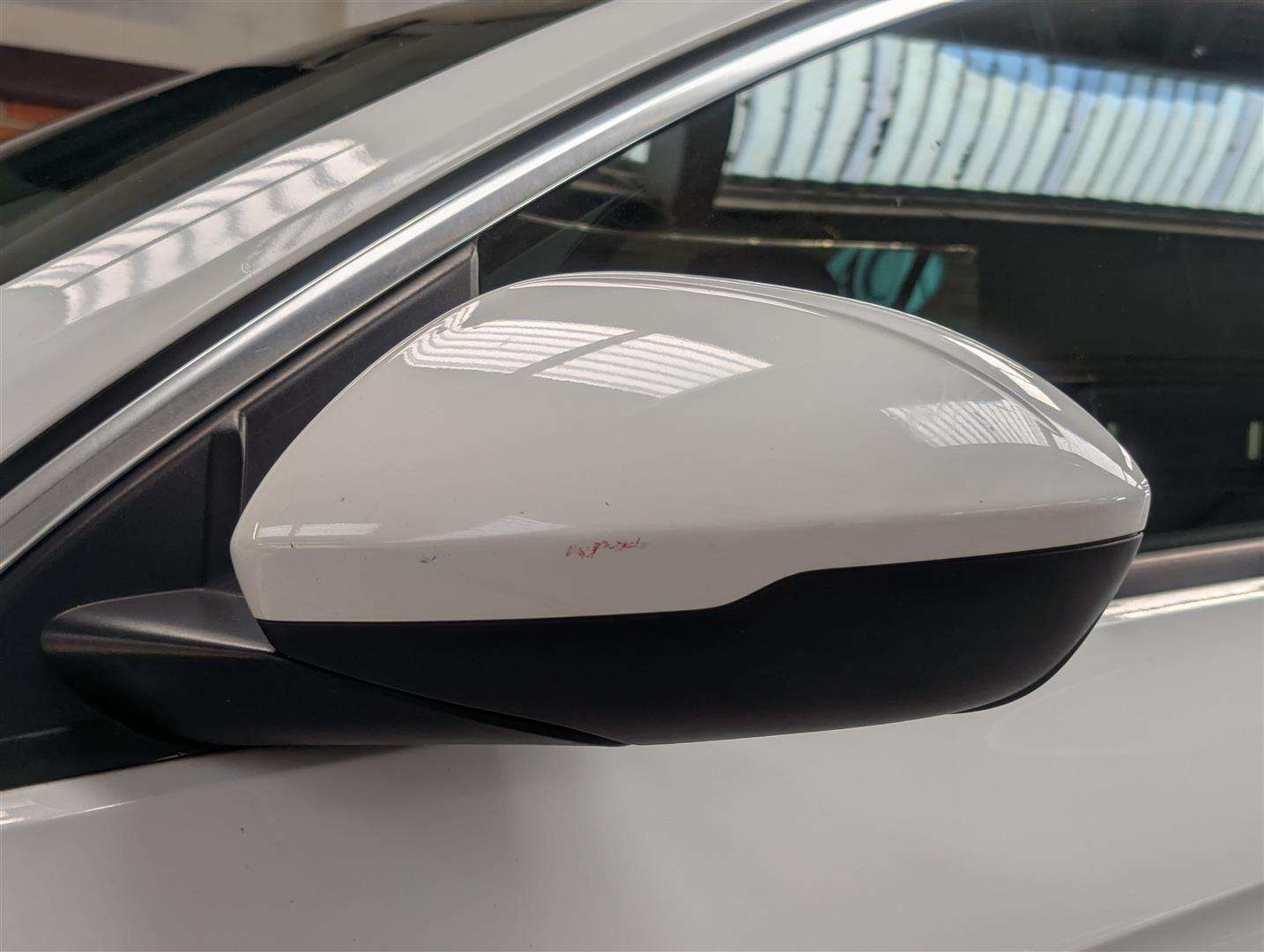 <p>2018 VAUXHALL INSIGNIA SRI NAV ECOTEC D</p>