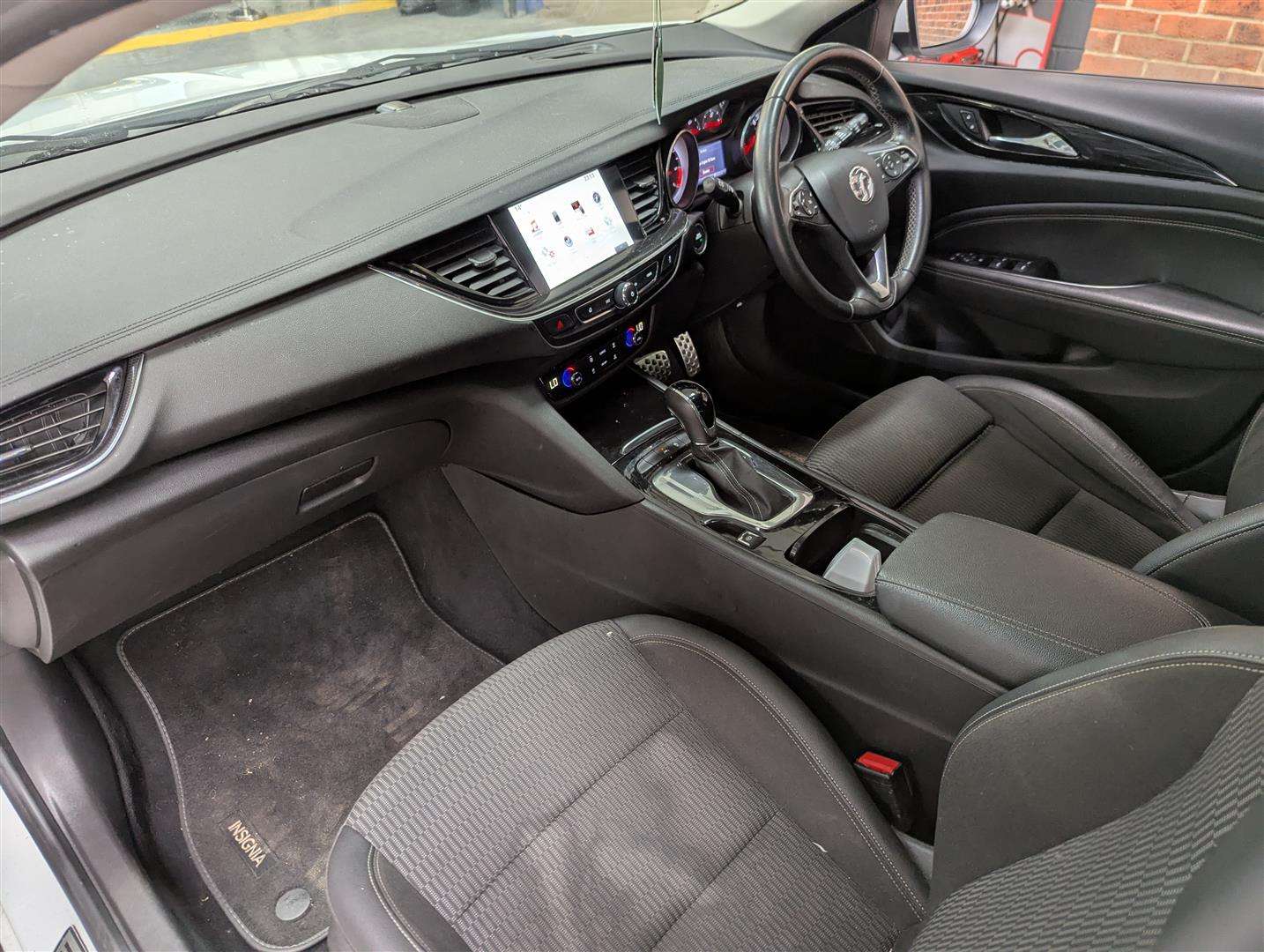 <p>2018 VAUXHALL INSIGNIA SRI NAV ECOTEC D</p>