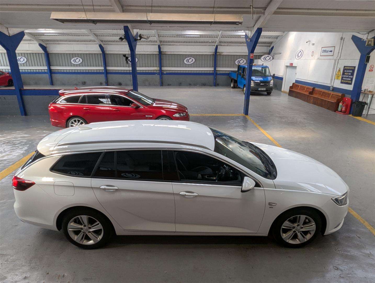 <p>2018 VAUXHALL INSIGNIA SRI NAV ECOTEC D</p>