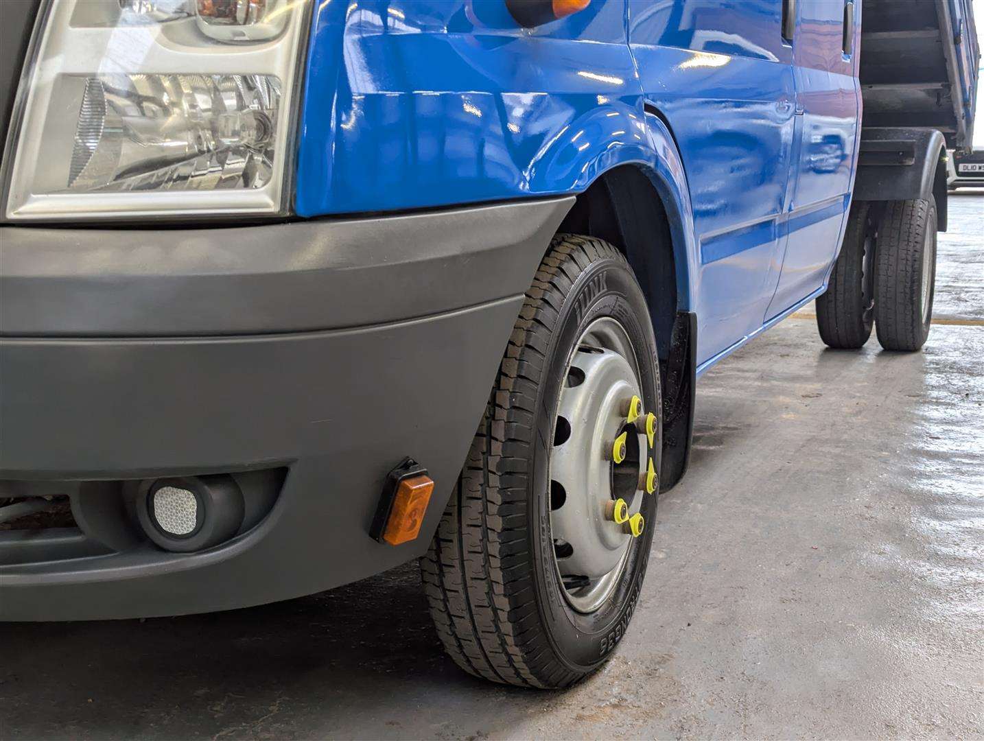 <p>2008 FORD TRANSIT 115 T350L D/C RWD</p>