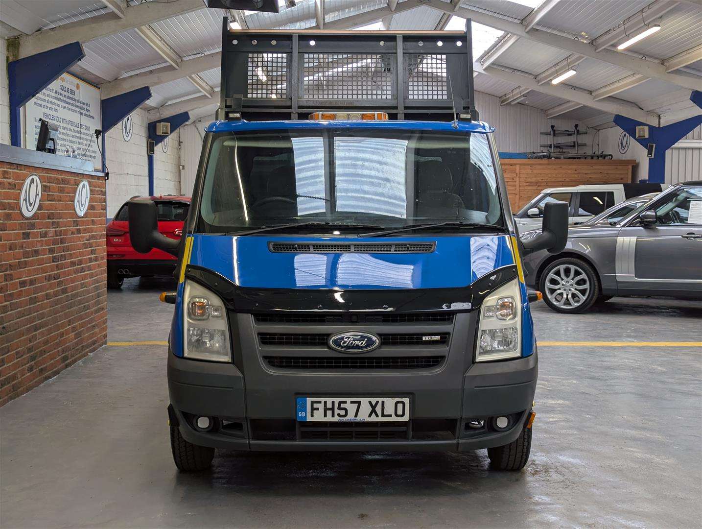 <p>2008 FORD TRANSIT 115 T350L D/C RWD</p>
