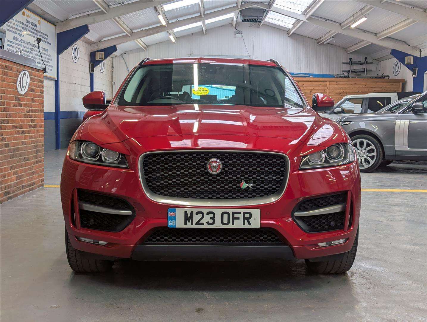 <p>2016 JAGUAR F-PACE R-SPORT AWD D</p>