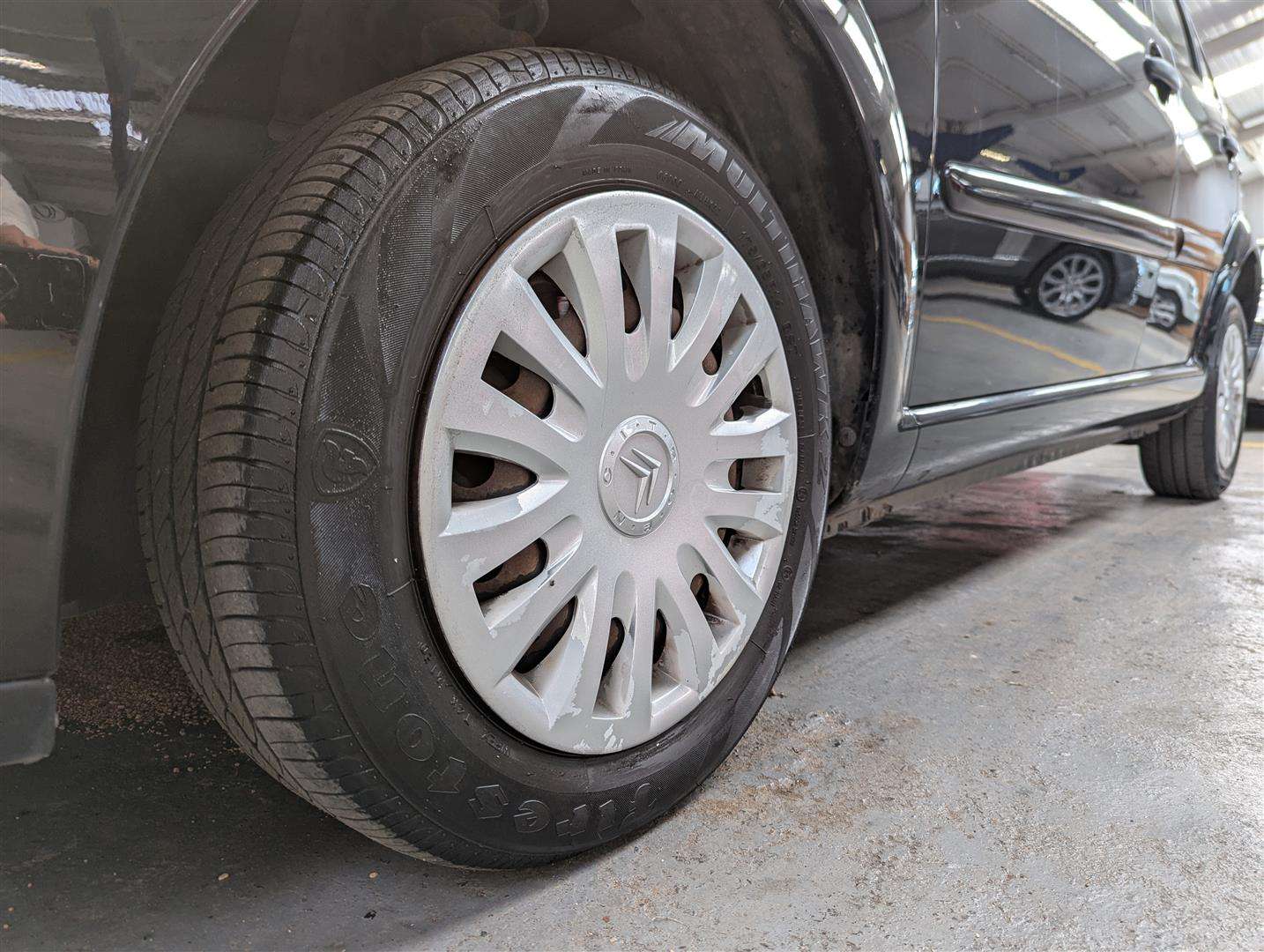 <p>2006 CITROEN C3 DESIRE</p>
