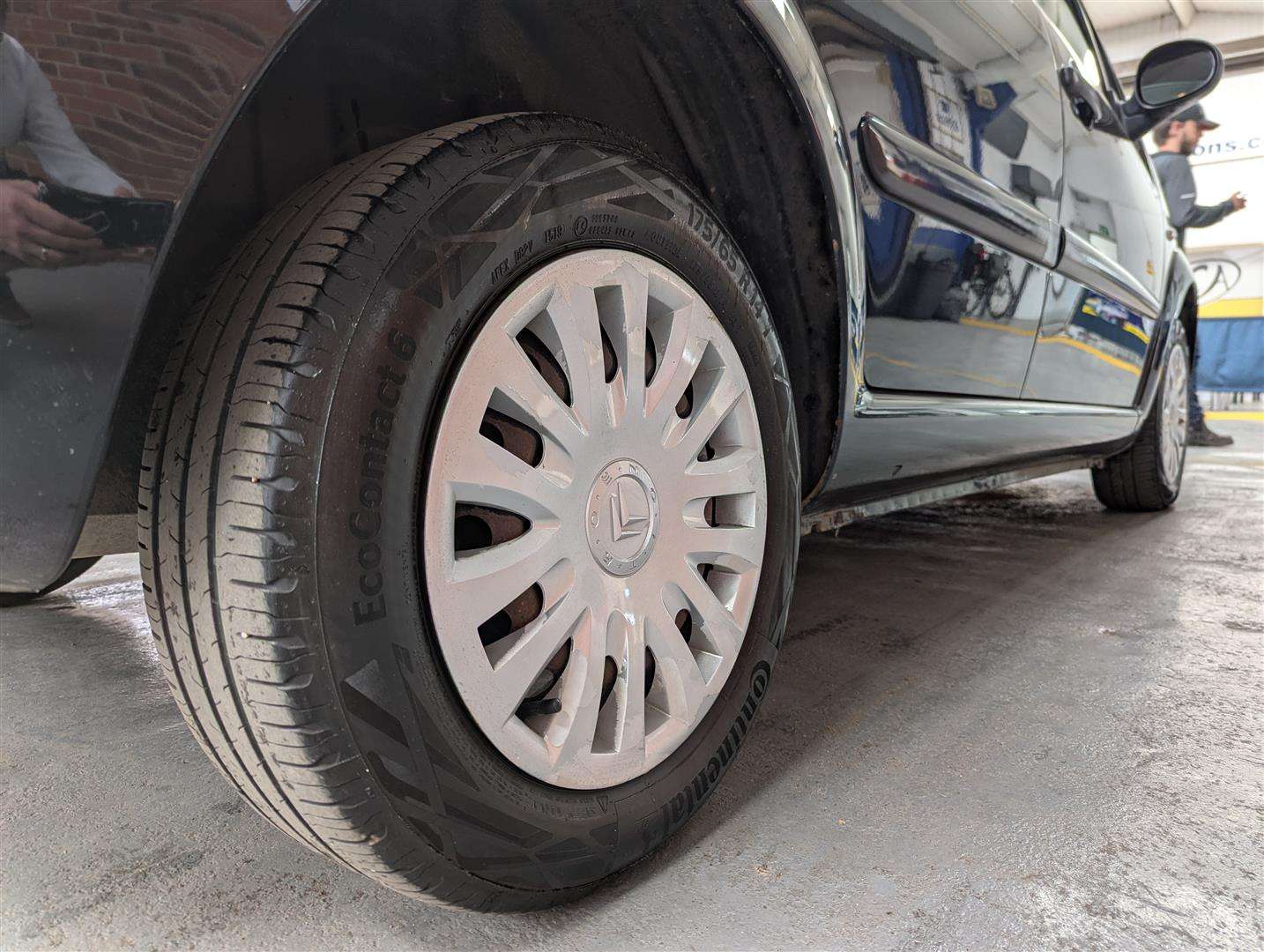 <p>2006 CITROEN C3 DESIRE</p>