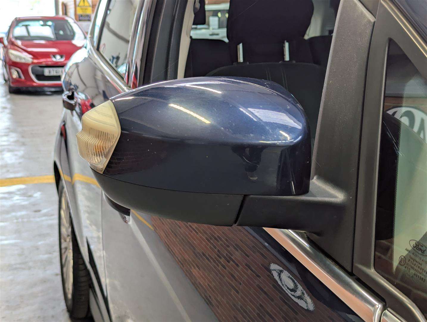 <p>2013 FORD C-MAX TITANIUM TDCI AUTO</p>