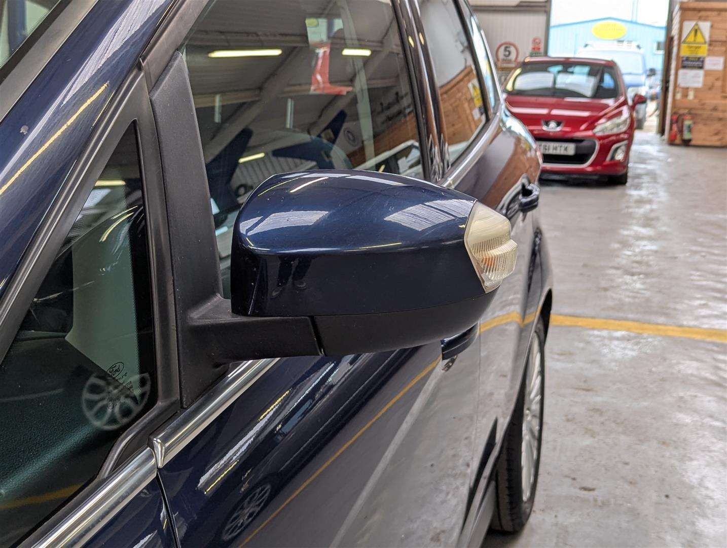<p>2013 FORD C-MAX TITANIUM TDCI AUTO</p>