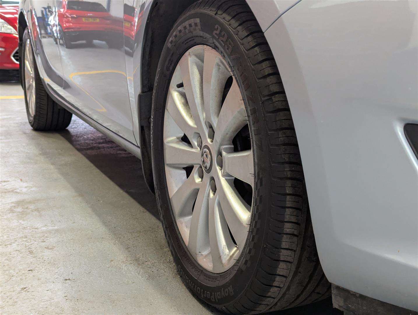 <p>2014 VAUXHALL ASTRA TECH LINE CDTI ECOF</p>