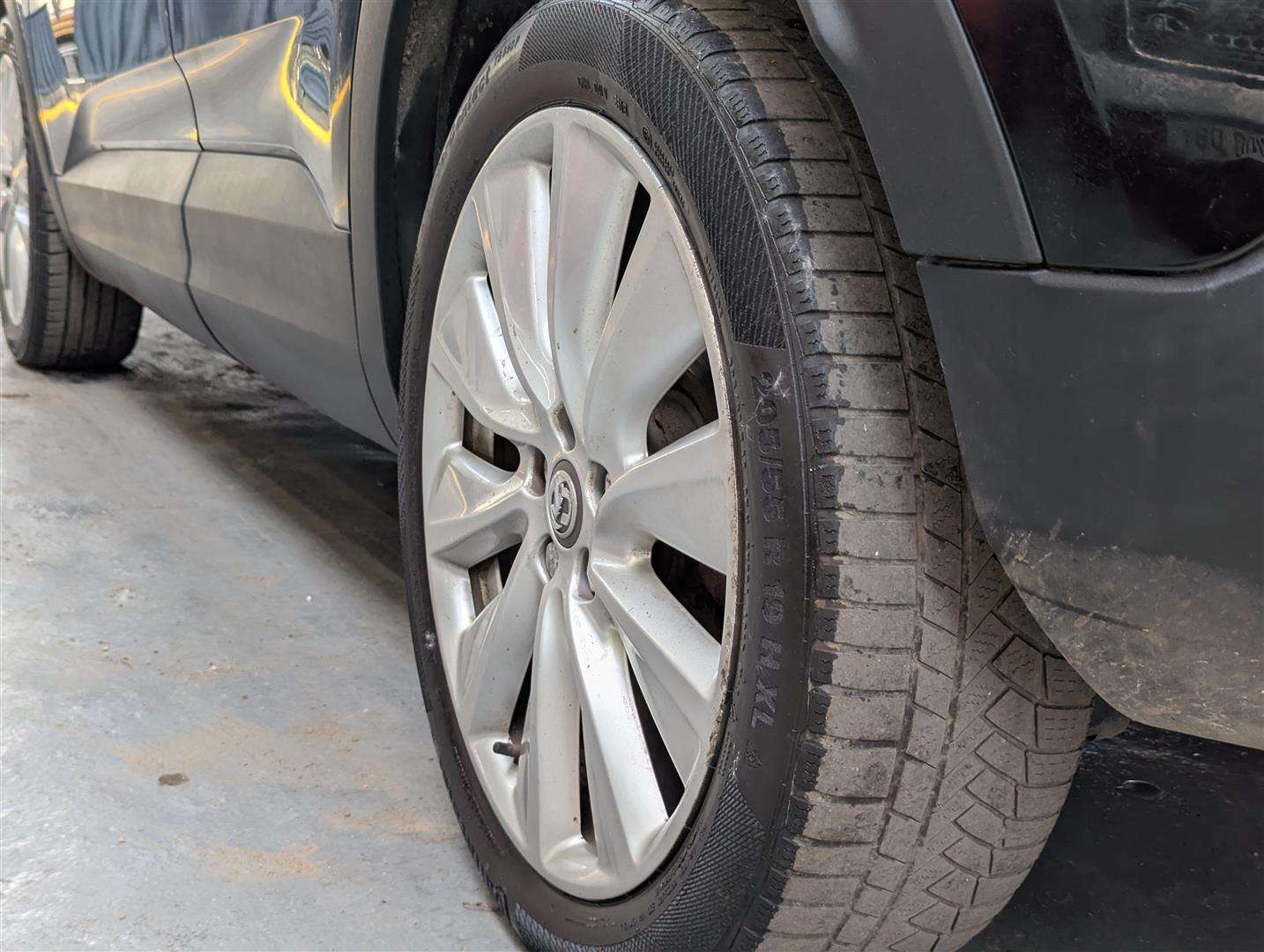 <p>2020 VAUXHALL GRANDLAND X ELITE NAV TUR</p>