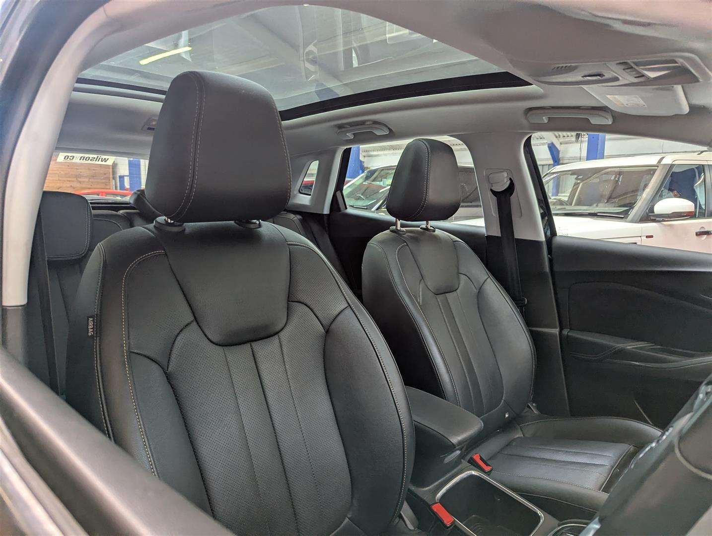 <p>2020 VAUXHALL GRANDLAND X ELITE NAV TUR</p>