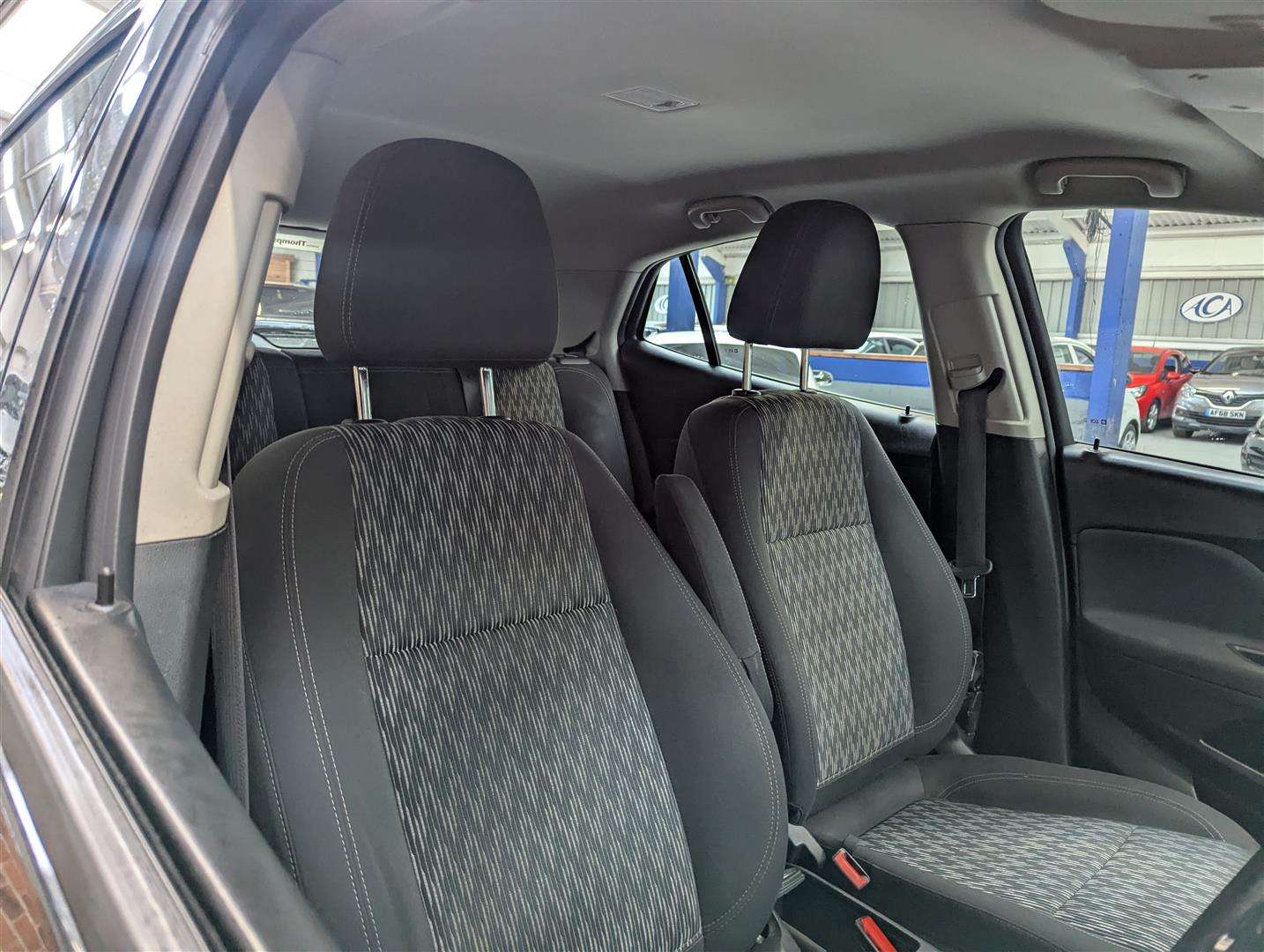 <p>2016 VAUXHALL MOKKA TECH LINE CDTI AUTO</p>