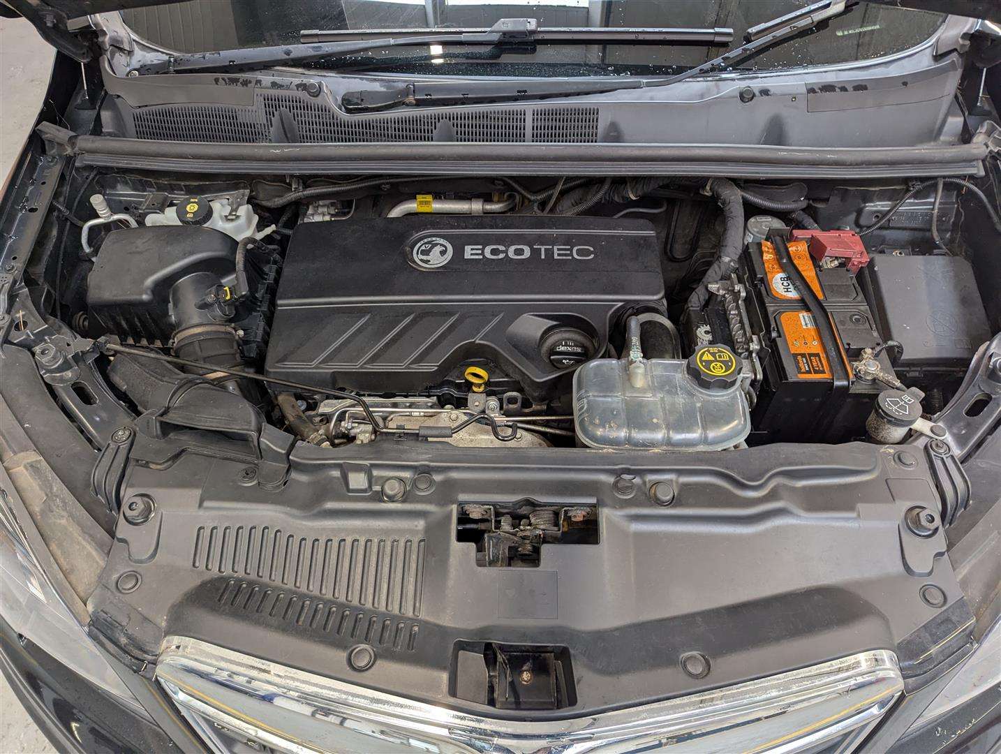 <p>2016 VAUXHALL MOKKA TECH LINE CDTI AUTO</p>
