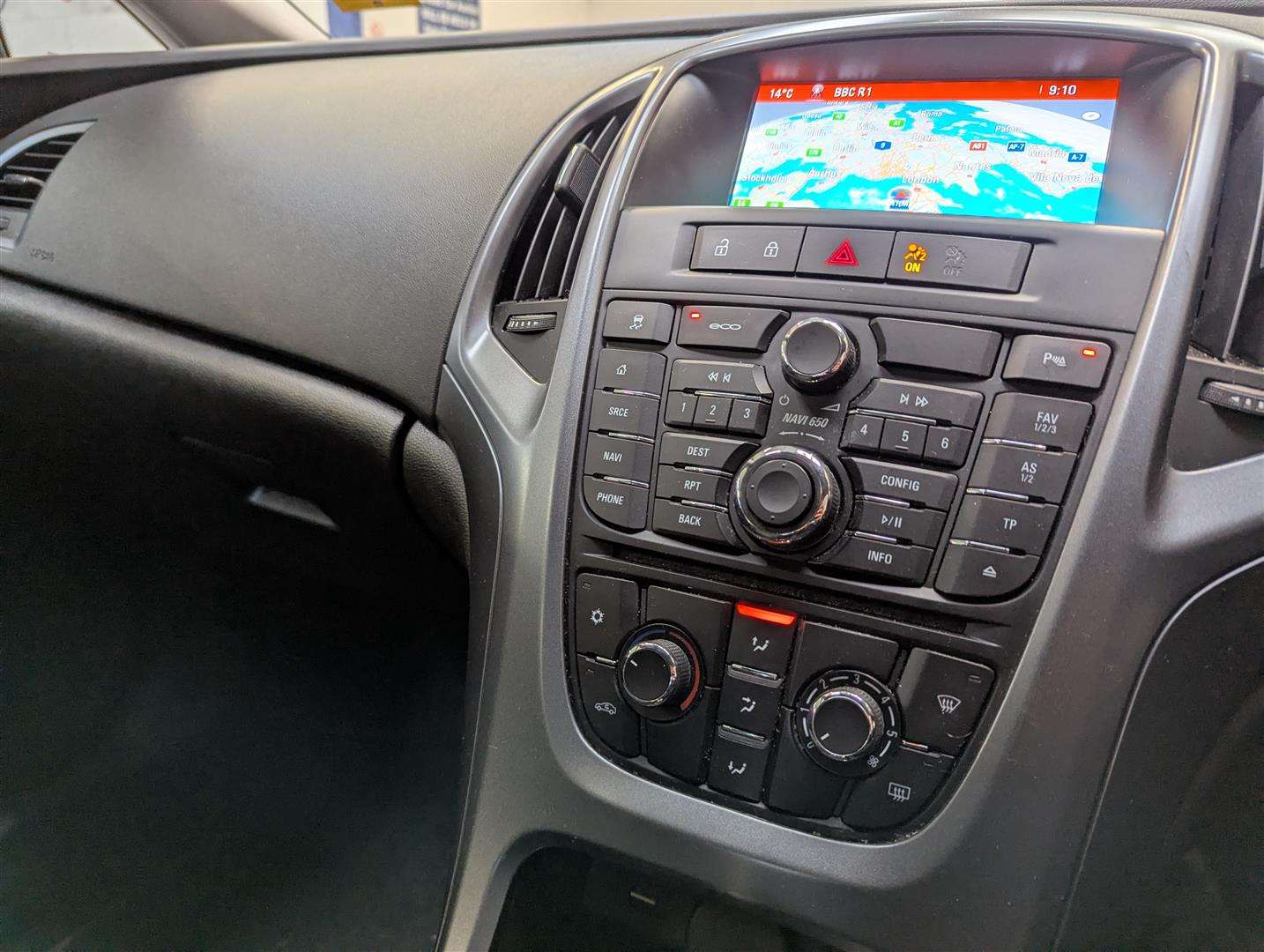<p>2014 VAUXHALL ASTRA TECH LINE CDTI ECOF</p>