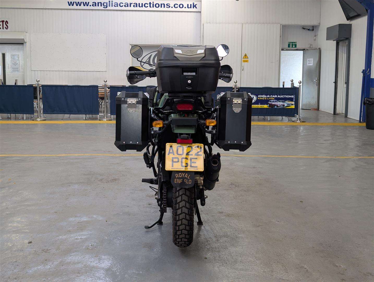 <p>2022 ROYAL ENFIELD HIMALAYAN E5</p>