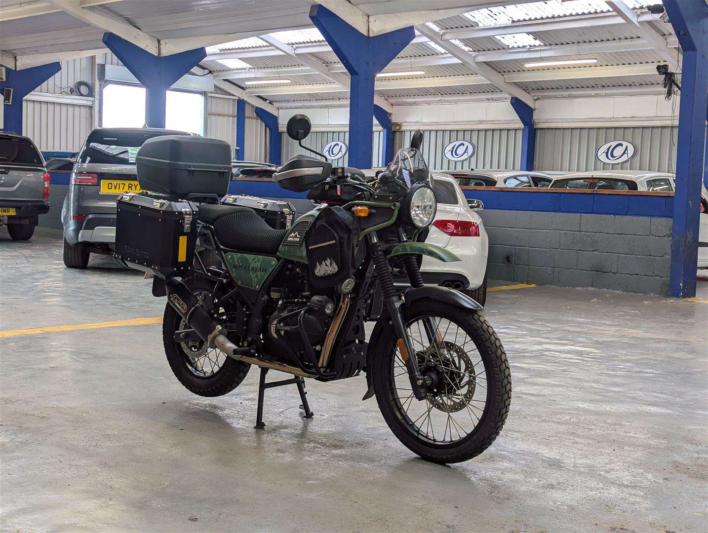<p>2022 ROYAL ENFIELD HIMALAYAN E5</p>