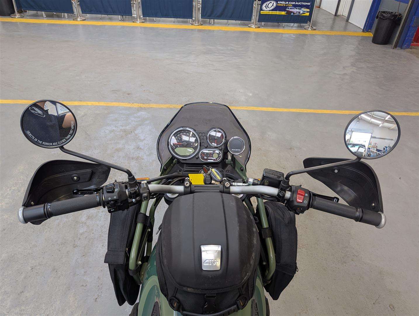 <p>2022 ROYAL ENFIELD HIMALAYAN E5</p>