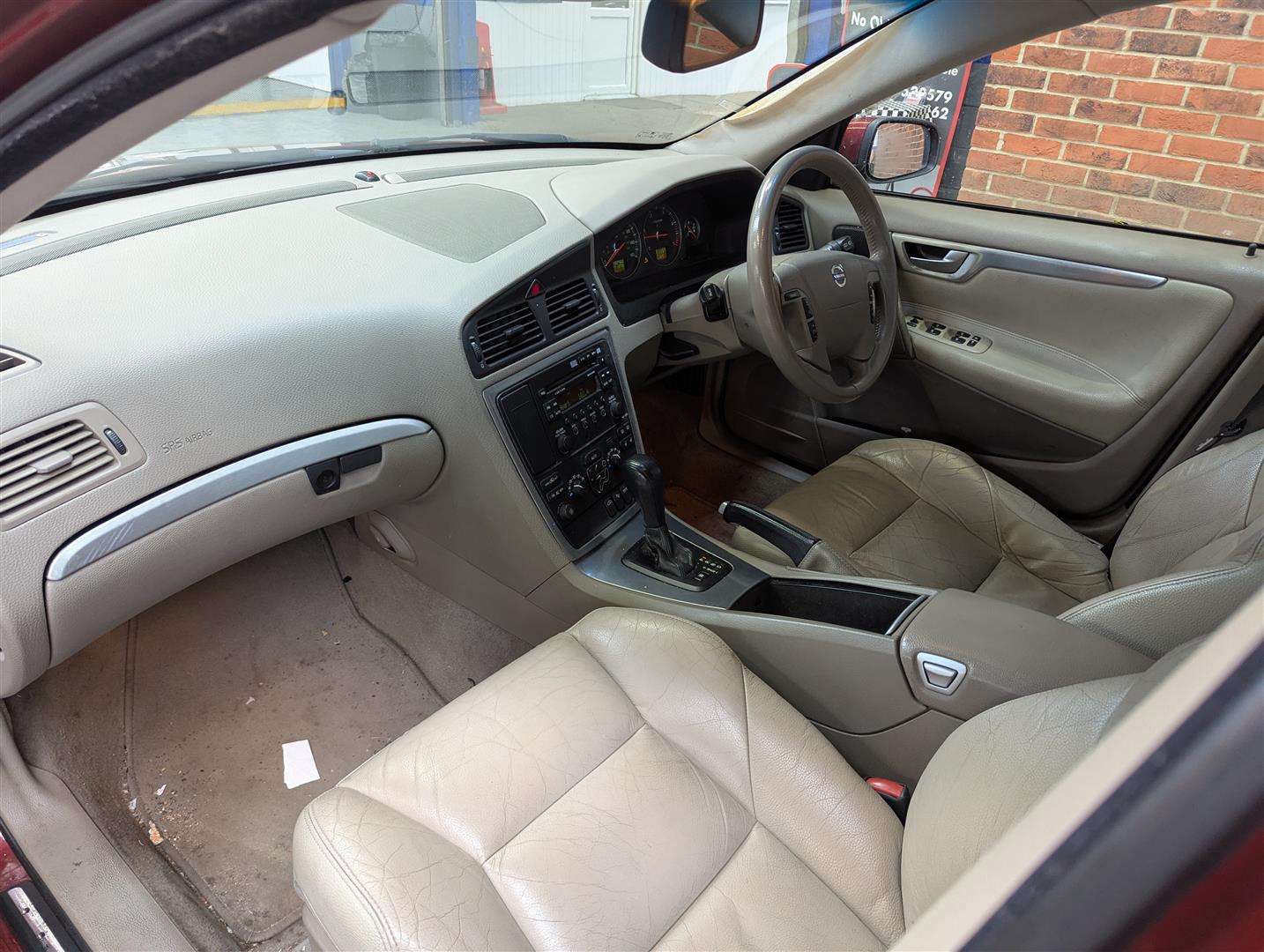 <p>2007 VOLVO V70 SE D5 AUTO **SOLD</p>