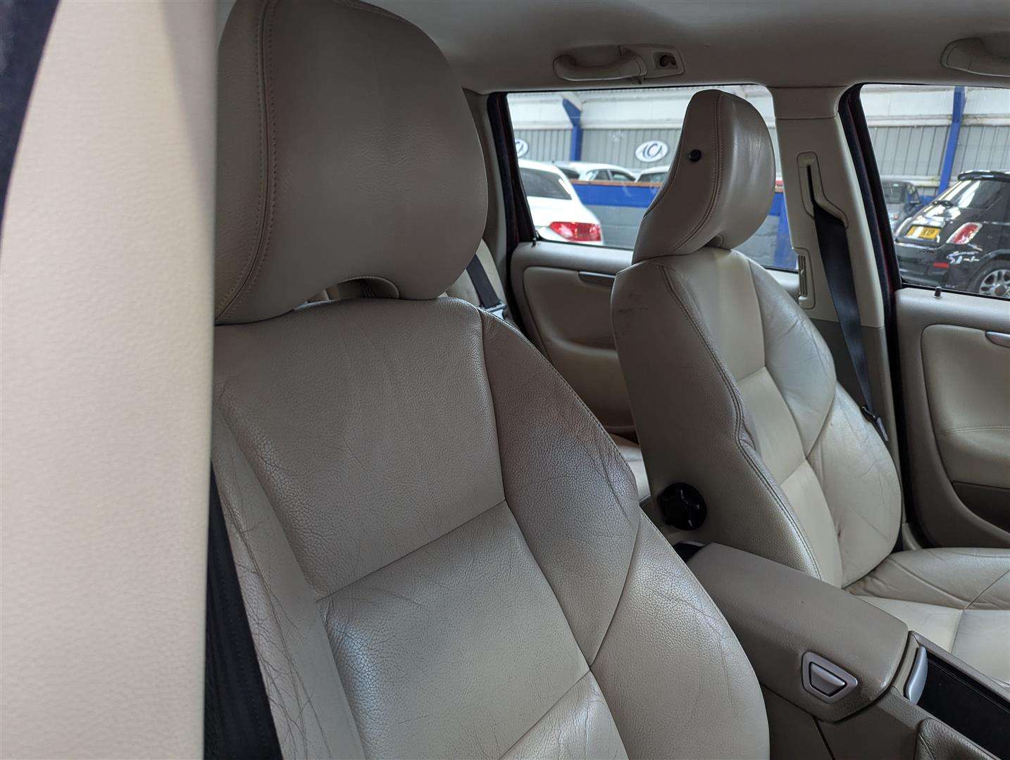 <p>2007 VOLVO V70 SE D5 AUTO **SOLD</p>