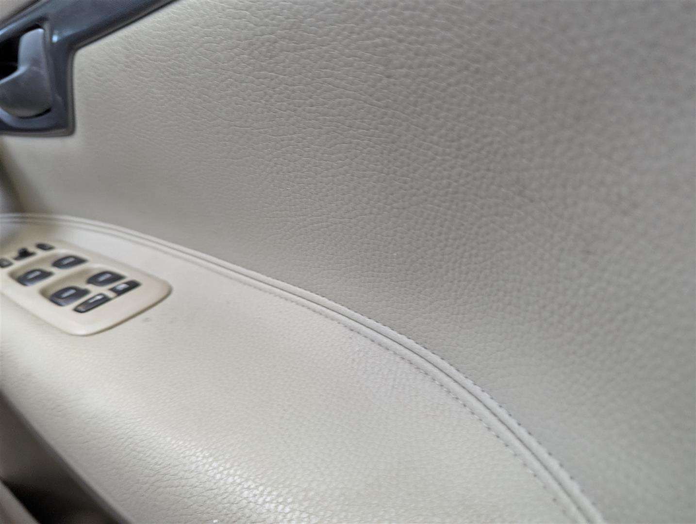 <p>2007 VOLVO V70 SE D5 AUTO **SOLD</p>