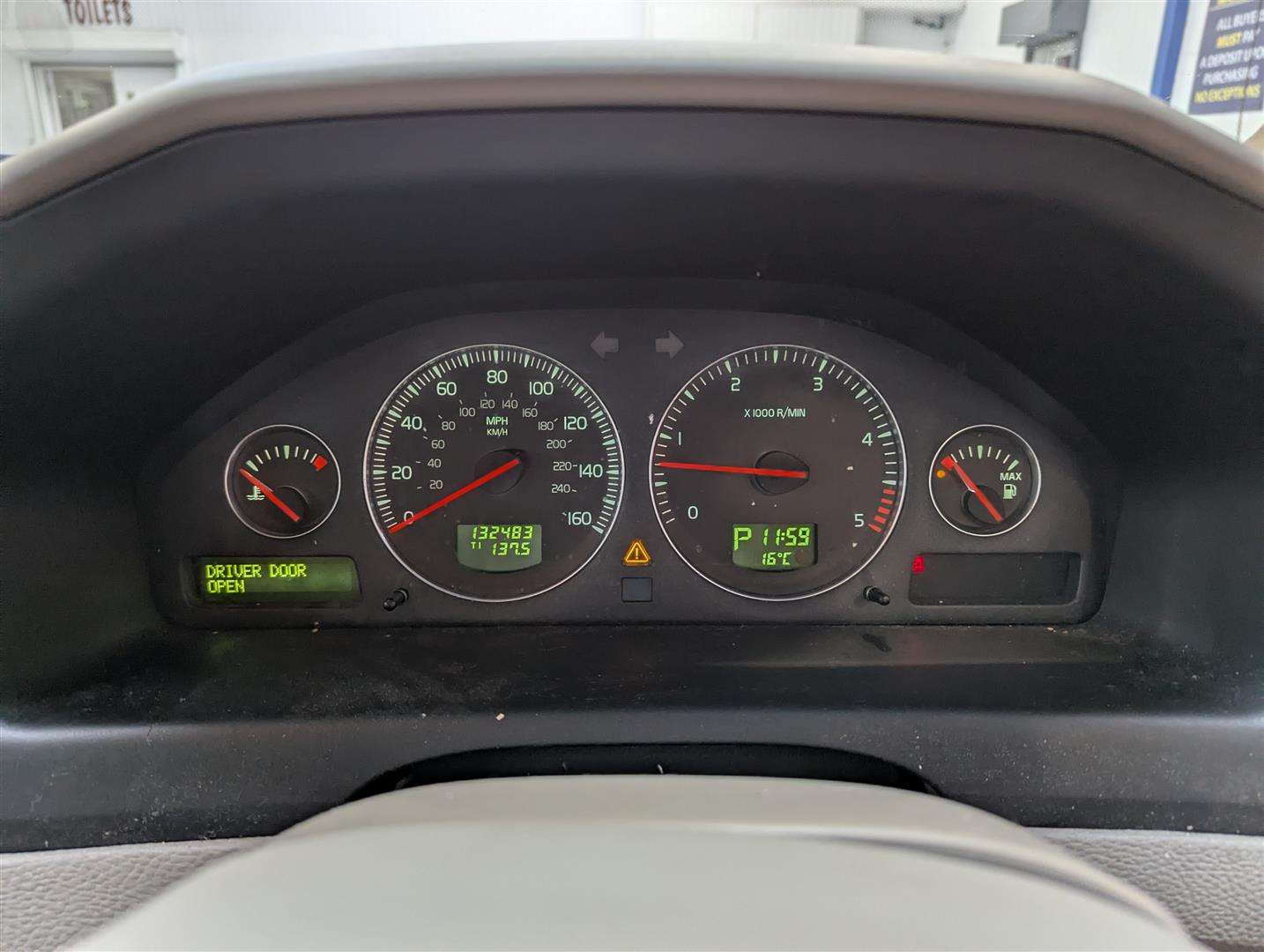 <p>2007 VOLVO V70 SE D5 AUTO **SOLD</p>