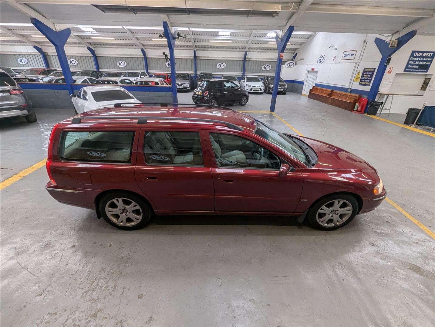 <p>2007 VOLVO V70 SE D5 AUTO **SOLD</p>