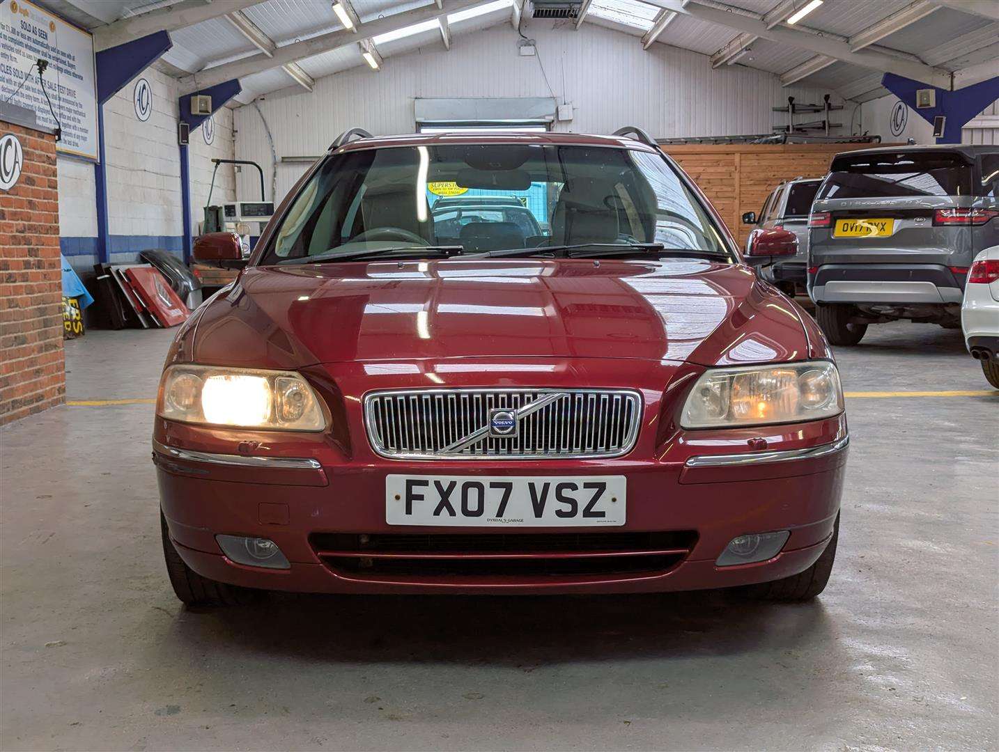<p>2007 VOLVO V70 SE D5 AUTO **SOLD</p>