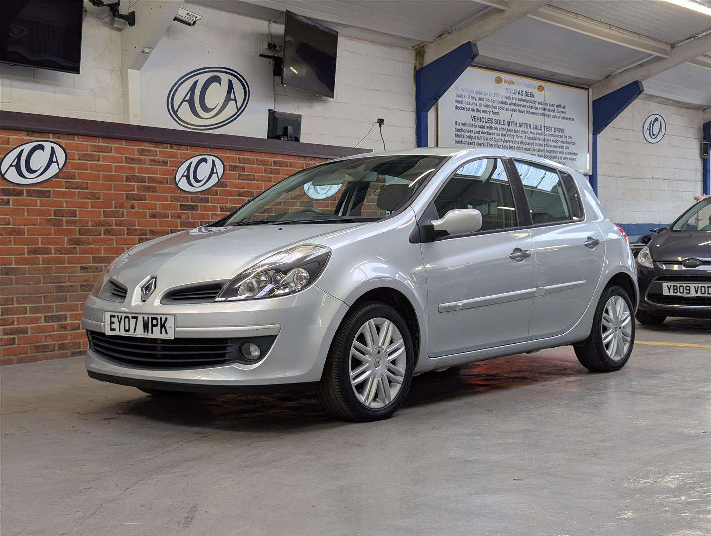 <p>2007 RENAULT CLIO INITIALE A</p>