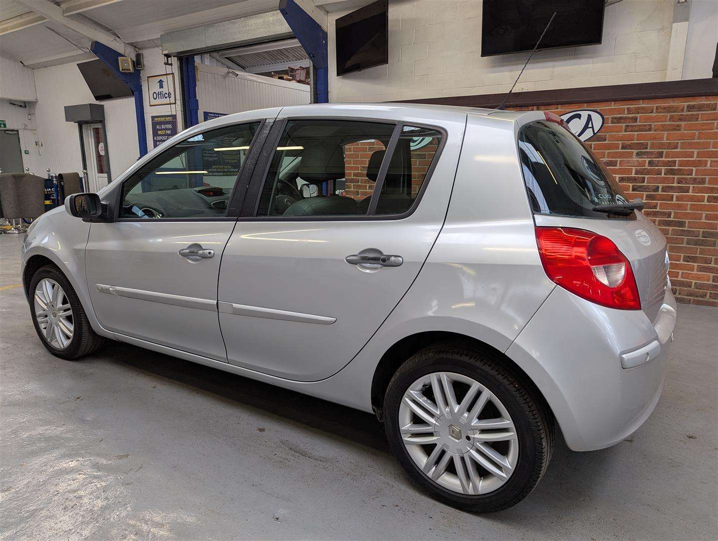 <p>2007 RENAULT CLIO INITIALE A</p>