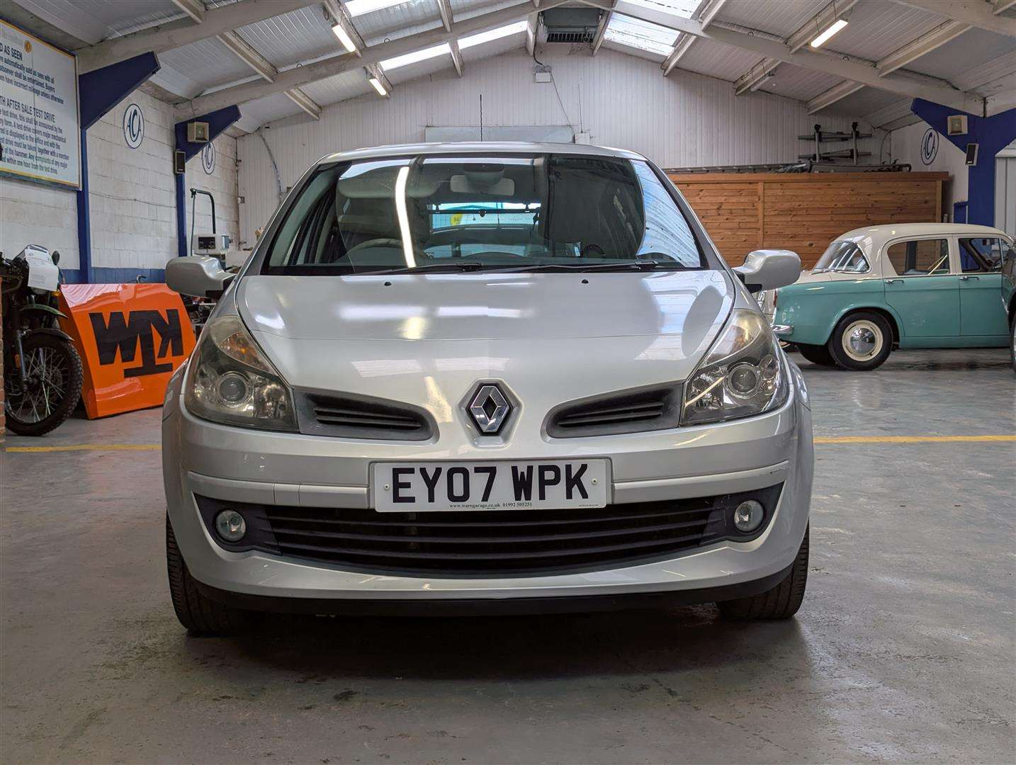 <p>2007 RENAULT CLIO INITIALE A</p>
