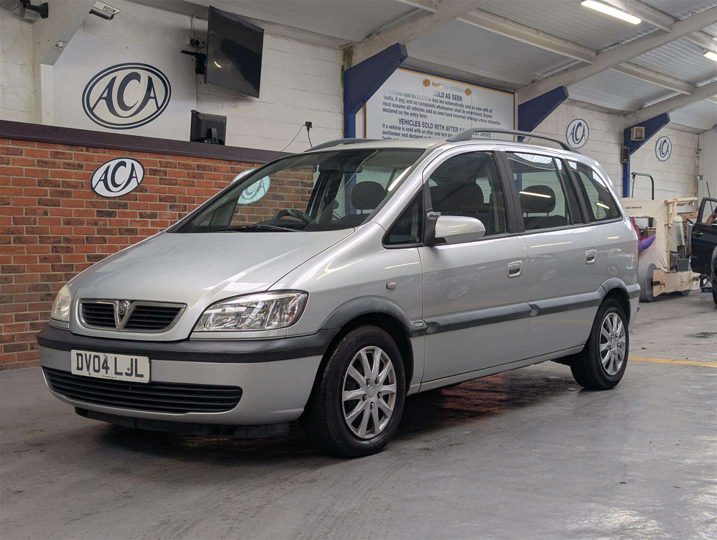 <p>2004 VAUXHALL ZAFIRA DESIGN DTI 16V A</p>