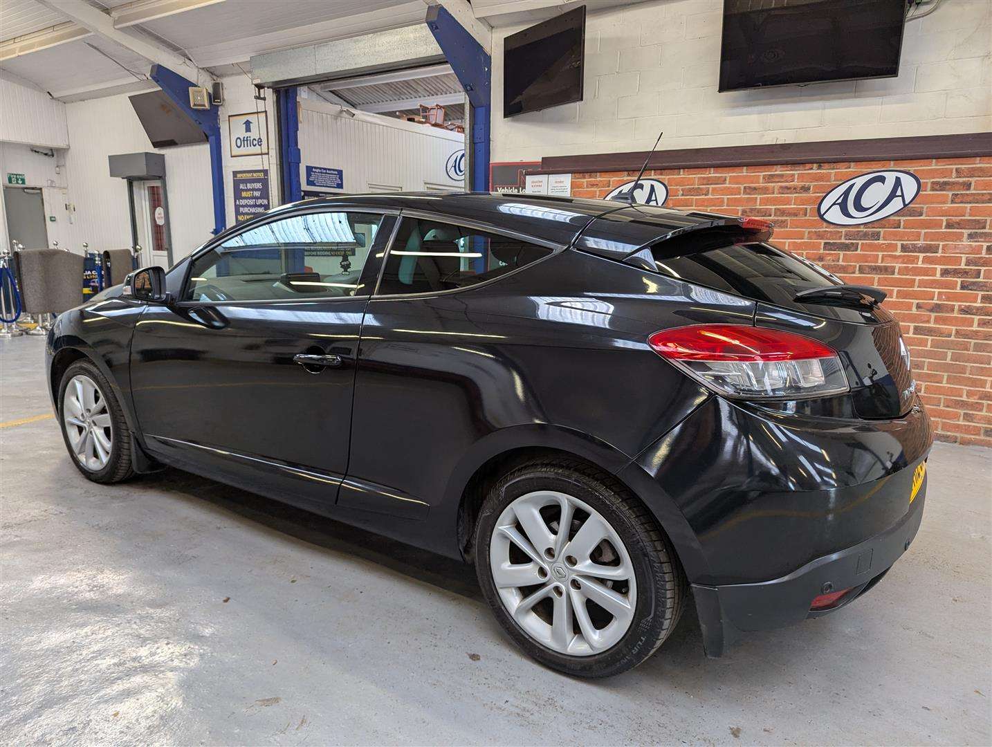 <p>2012 RENAULT MEGANE DYNAMIQUE TOMTOM V</p>