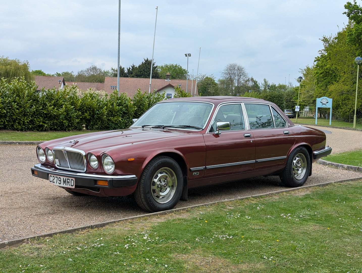 <p>1986 JAGUAR XJ6 3.4 AUTO SERIES III</p>