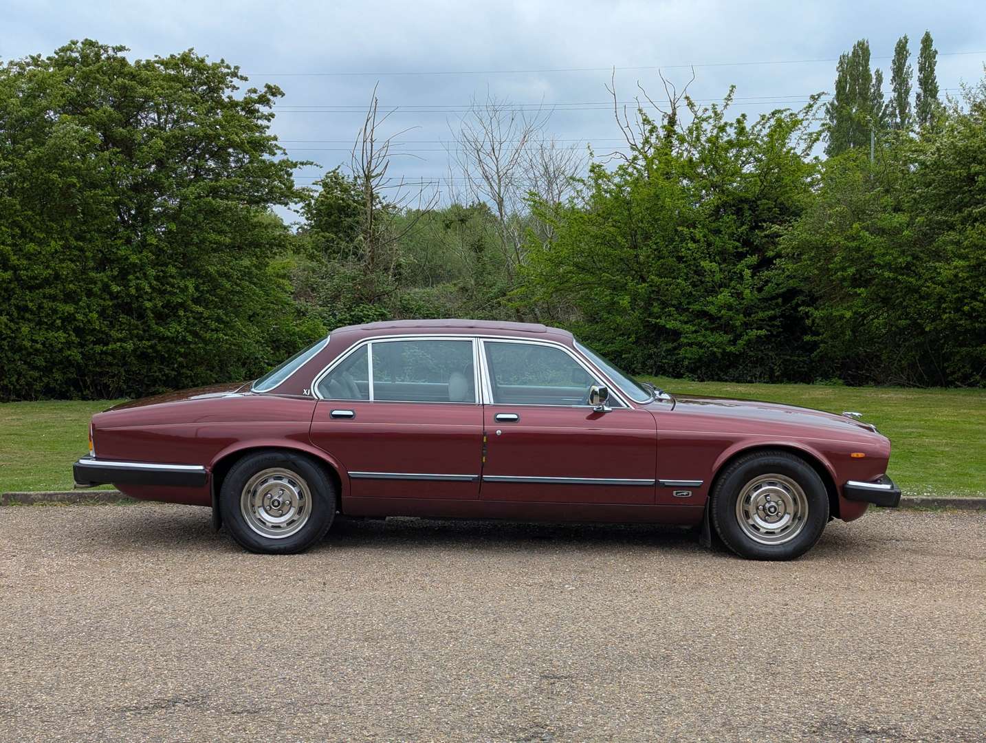 <p>1986 JAGUAR XJ6 3.4 AUTO SERIES III</p>