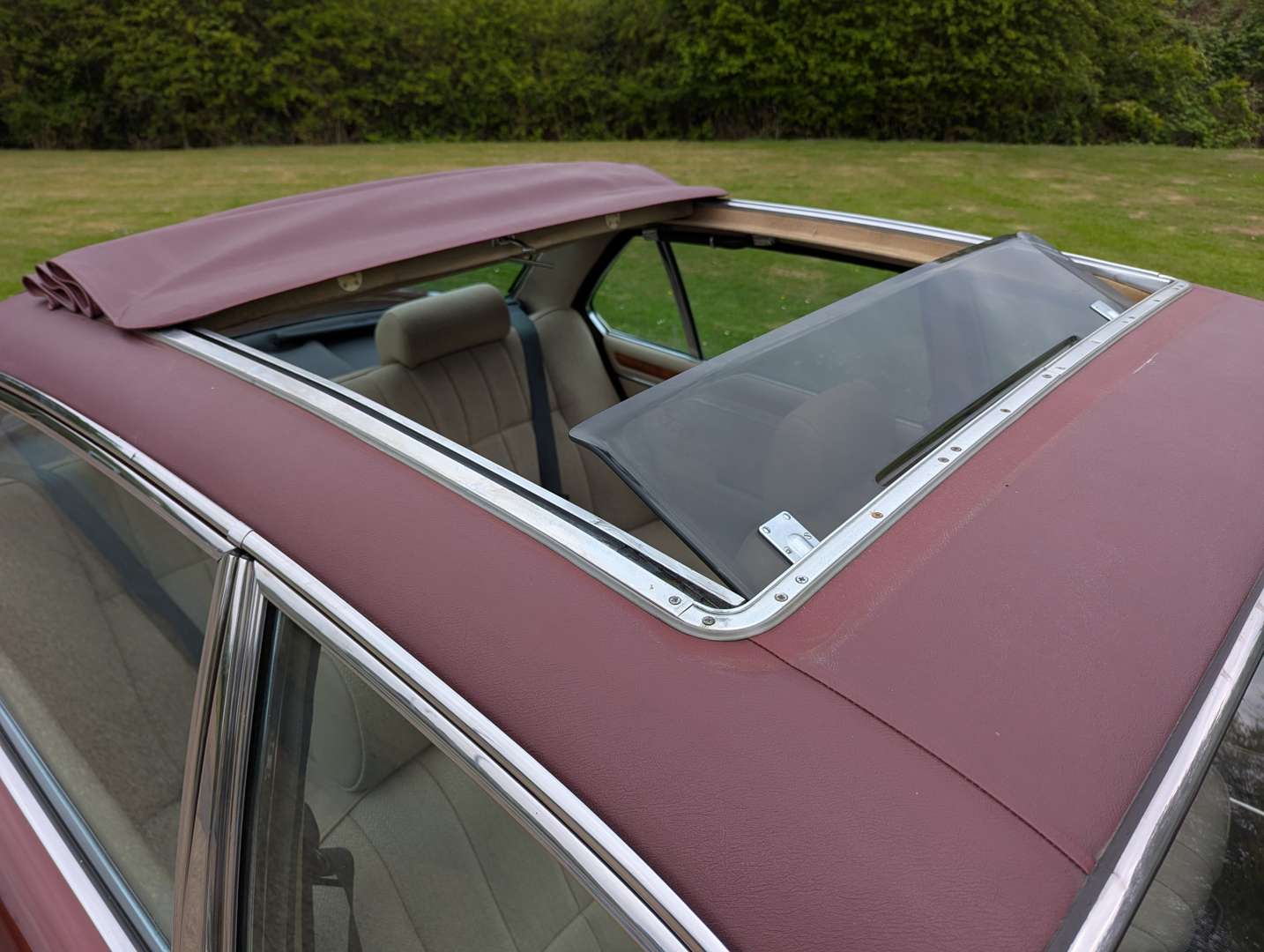 <p>1986 JAGUAR XJ6 3.4 AUTO SERIES III</p>