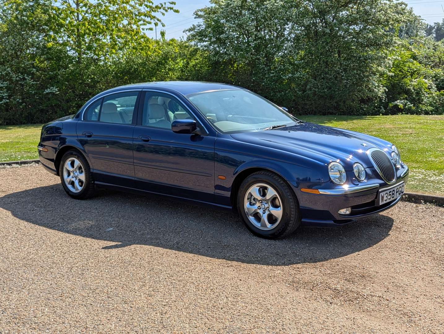 <p>2000 JAGUAR S-TYPE 3.0 SE AUTO</p>