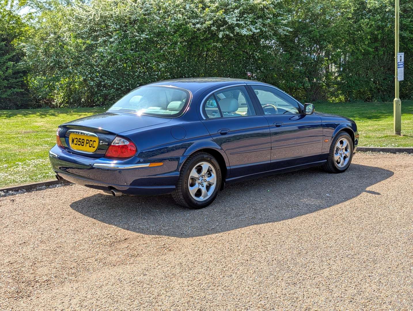 <p>2000 JAGUAR S-TYPE 3.0 SE AUTO</p>