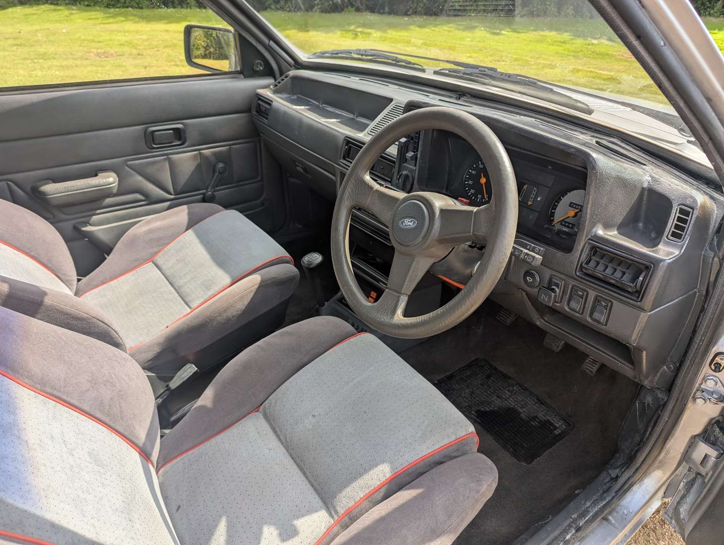 <p>1981 FORD ESCORT XR3</p>
