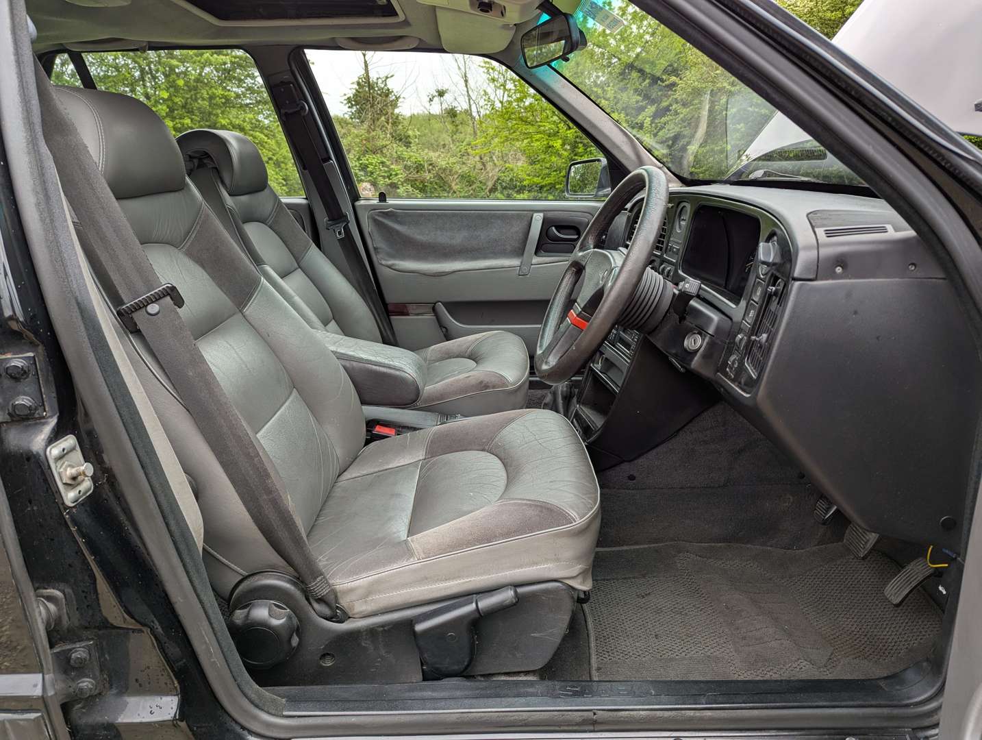 <p>1991 SAAB 9000 CARLSSON TURBO</p>