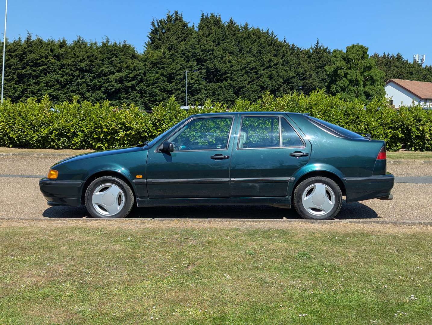 <p>1997 SAAB 9000 CSE T ANNIVERSARY AUTO</p>