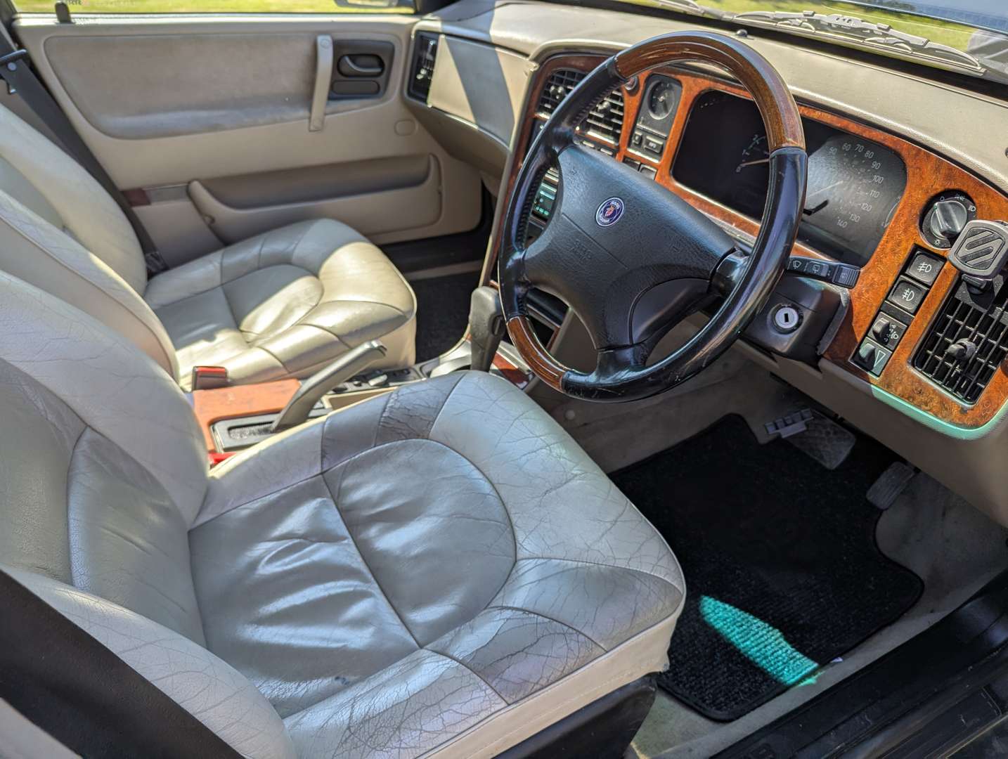 <p>1997 SAAB 9000 CSE T ANNIVERSARY AUTO</p>