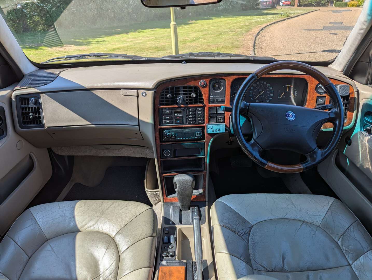 <p>1997 SAAB 9000 CSE T ANNIVERSARY AUTO</p>
