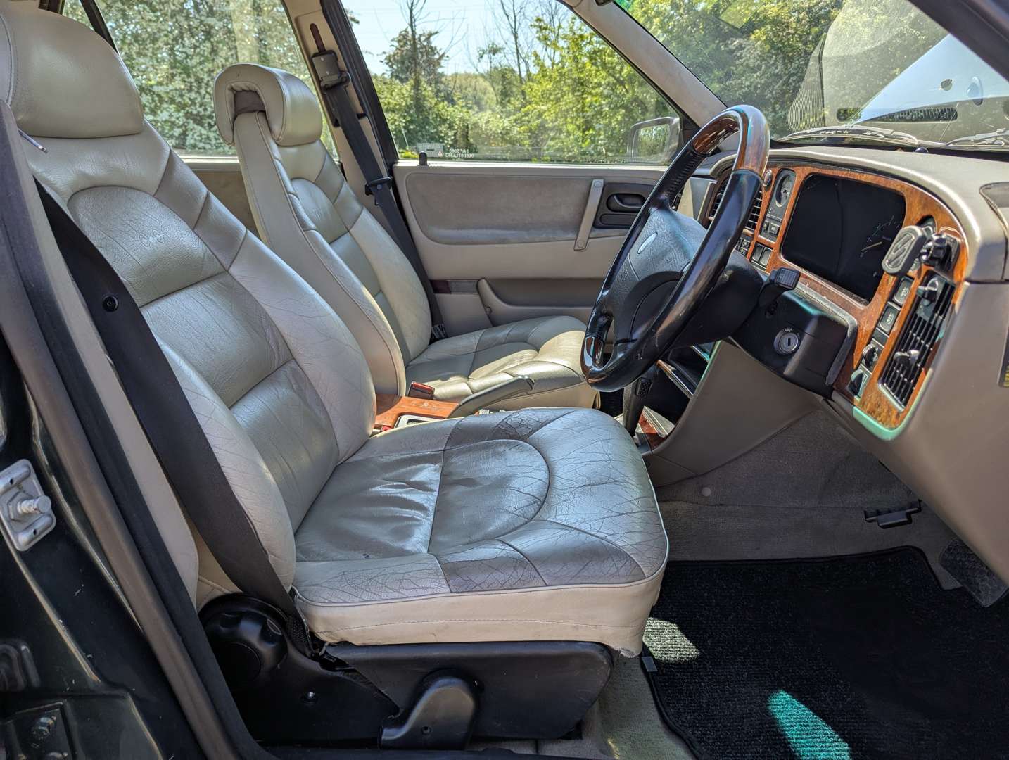 <p>1997 SAAB 9000 CSE T ANNIVERSARY AUTO</p>