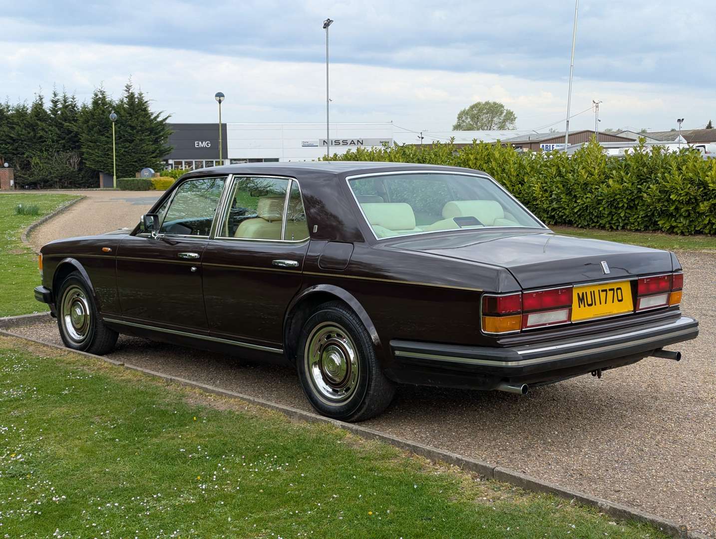 <p>1981 ROLLS ROYCE SILVER SPIRIT</p>