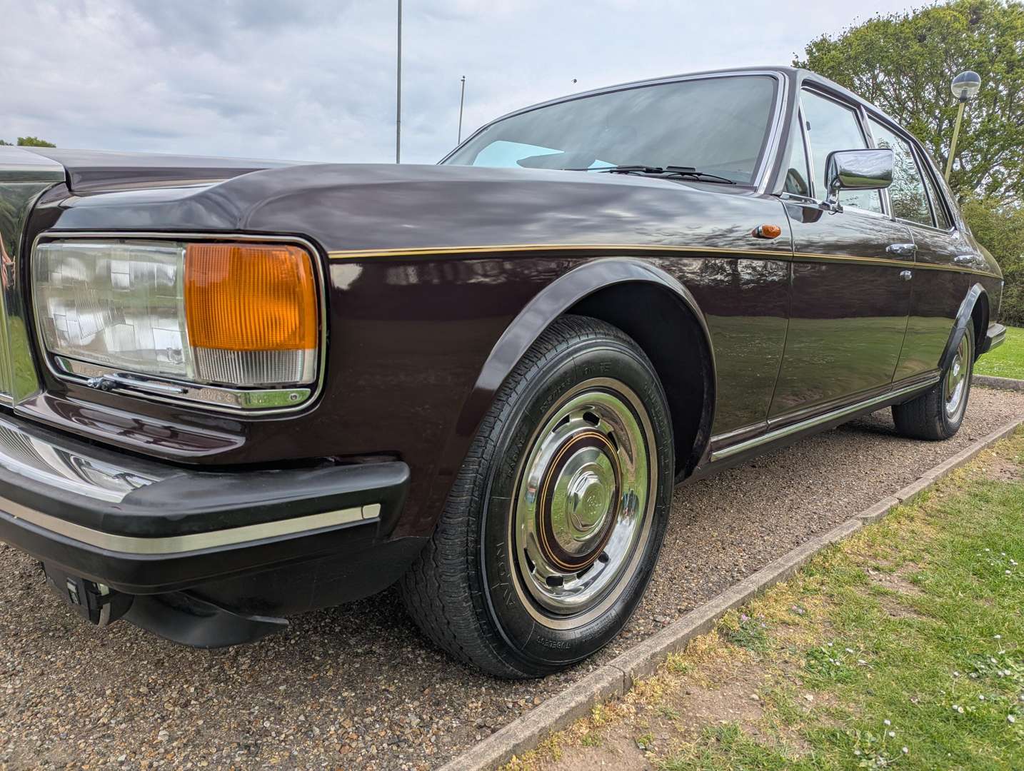 <p>1981 ROLLS ROYCE SILVER SPIRIT</p>