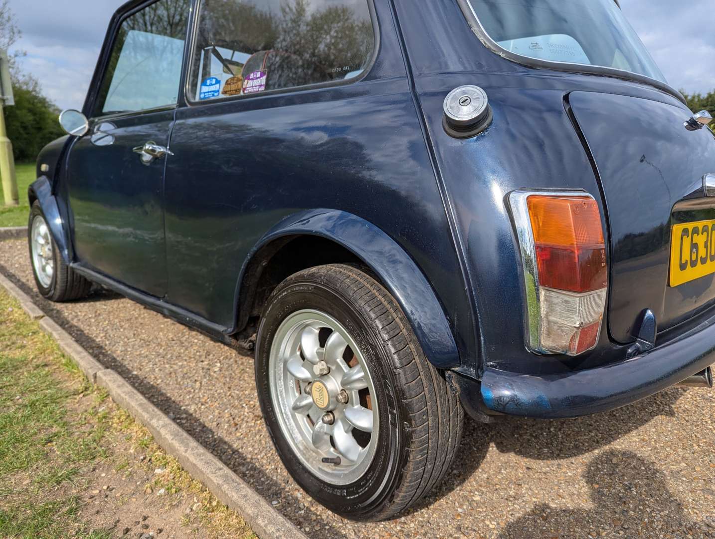 <p>1986 AUSTIN MINI 1000 CITY E</p>