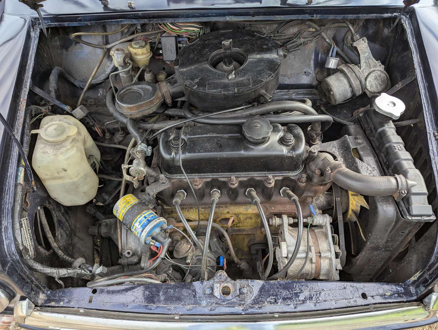 <p>1986 AUSTIN MINI 1000 CITY E</p>