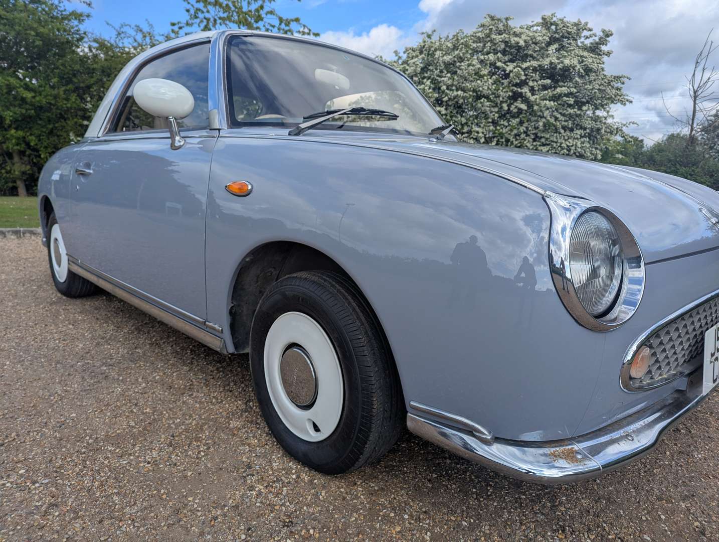 <p>1991 NISSAN FIGARO</p>