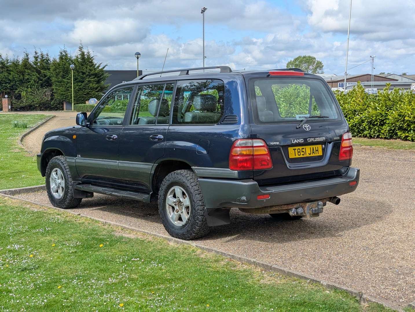 <p>1999 TOYOTA LANDCRUISER AMAZON GX TD AUTO</p>